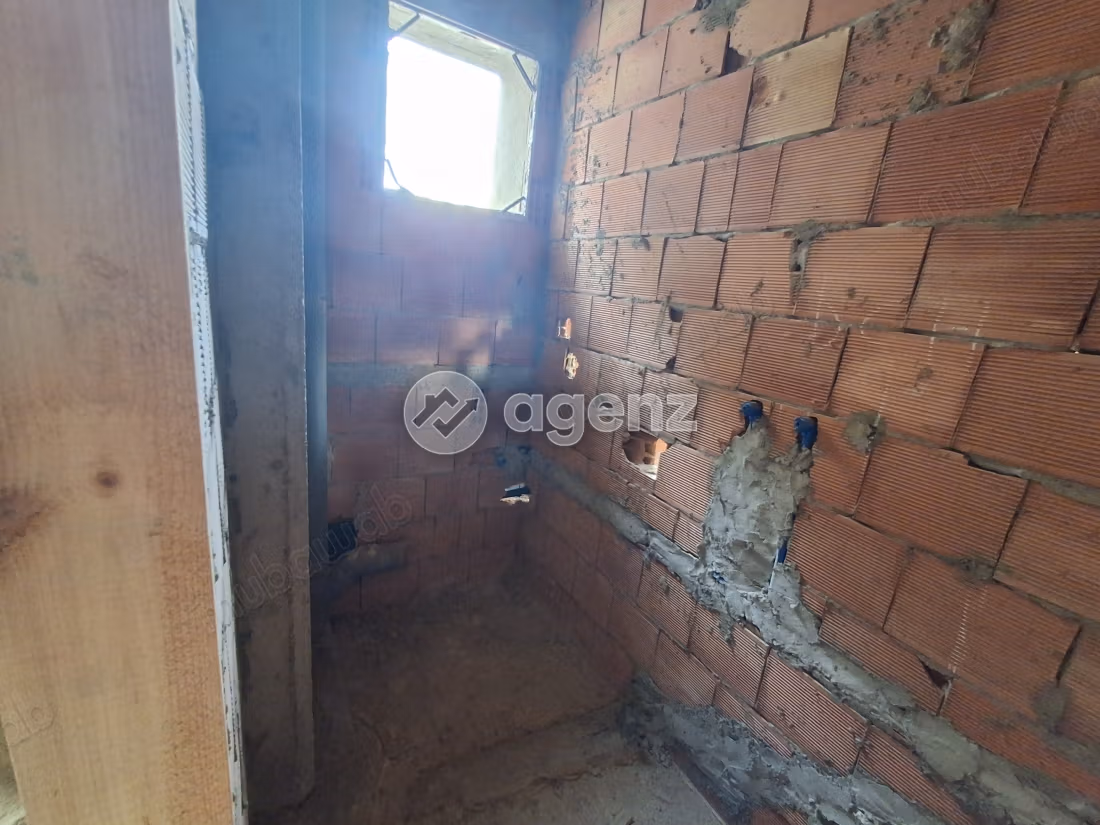 Immeuble à vendre 106 m² LAYAYDA Salé