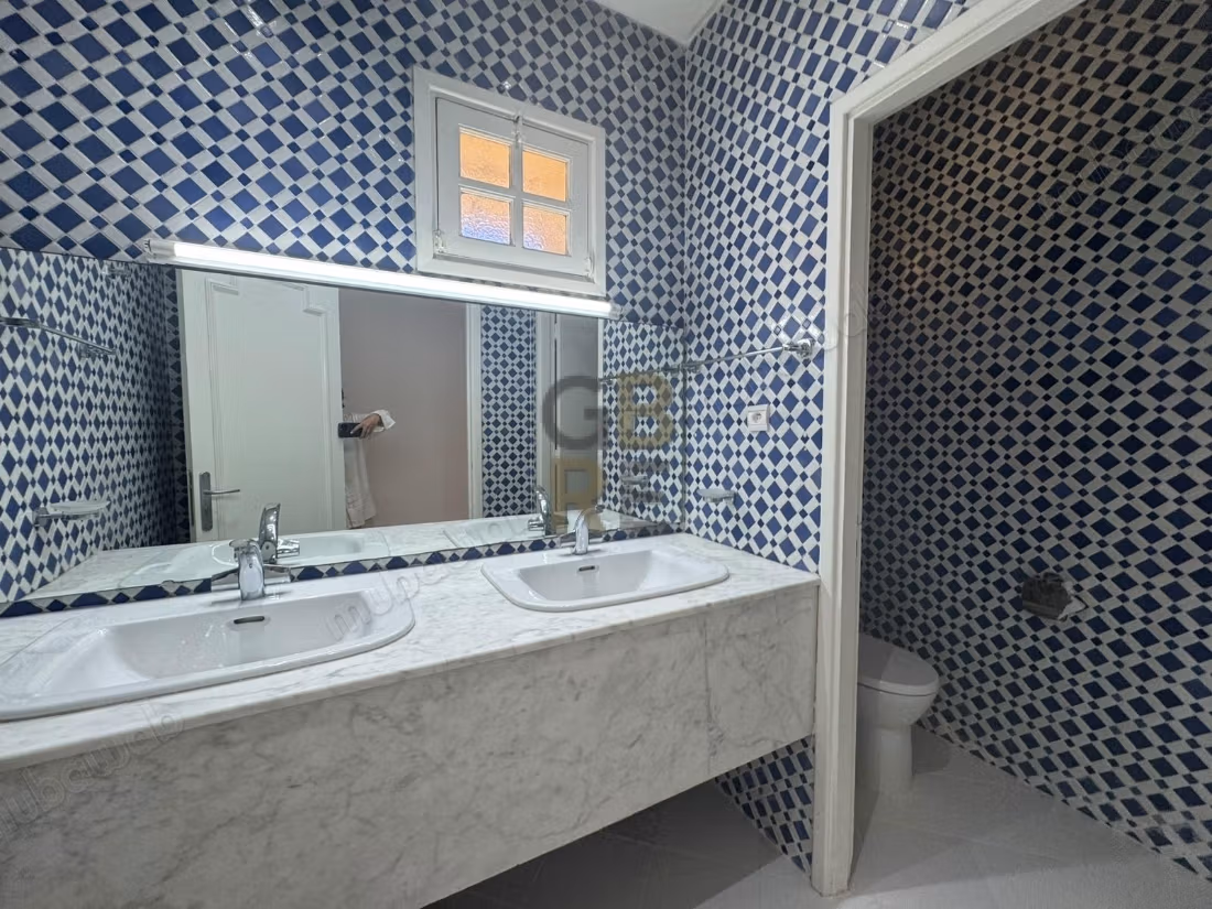Eengestector villa te huur in Souissi, het ambassadeursgebied