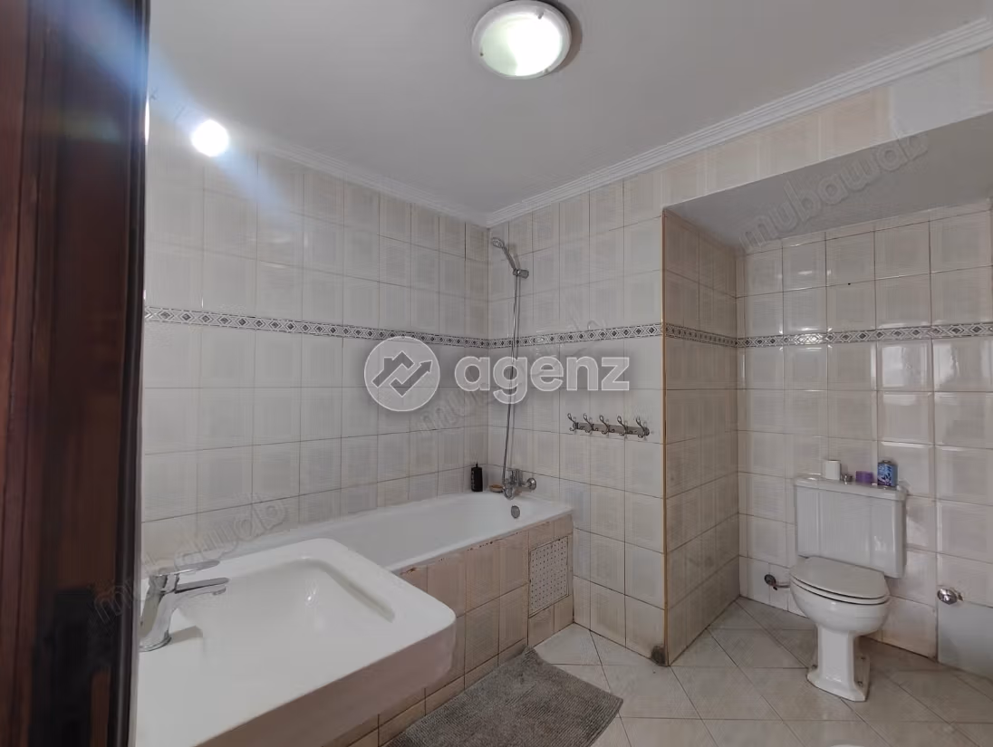 Apartment for sale 121 m², 3 bedrooms Burgundy East Casablanca