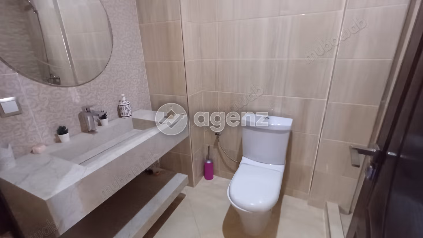 Maison à vendre 300 m², 7 chambres Aéroport Mohammed V Bouskoura