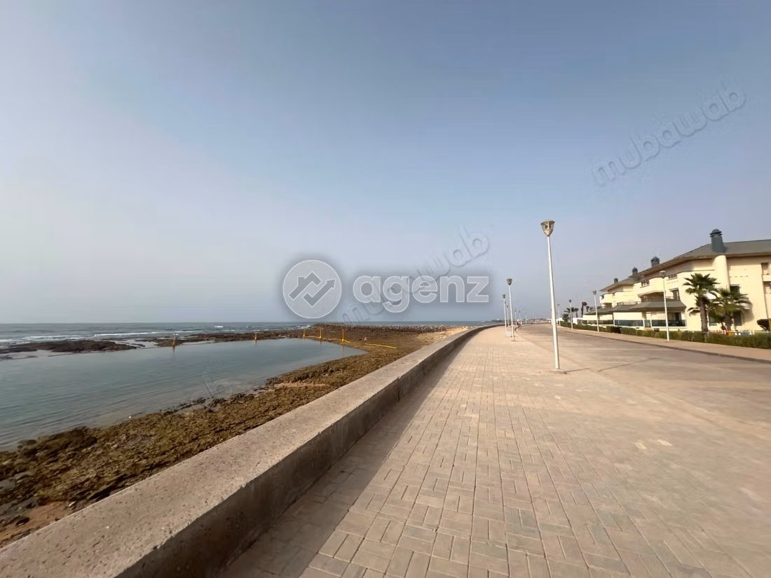 Appartamento in vendita 131 m², 2 camere da letto Golf e Spa Benslimane