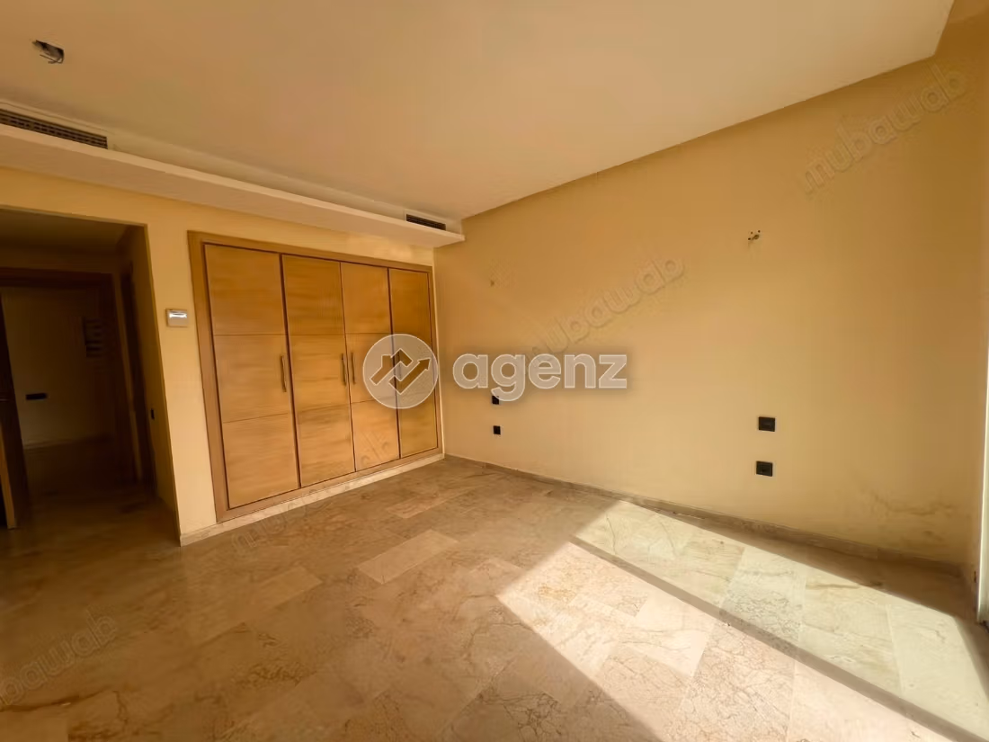 Appartamento in vendita 131 m², 2 camere da letto Golf e Spa Benslimane
