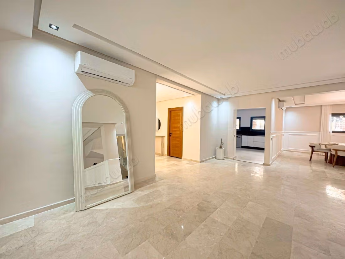 Appartement 275 m² à Route Casablanca — 10