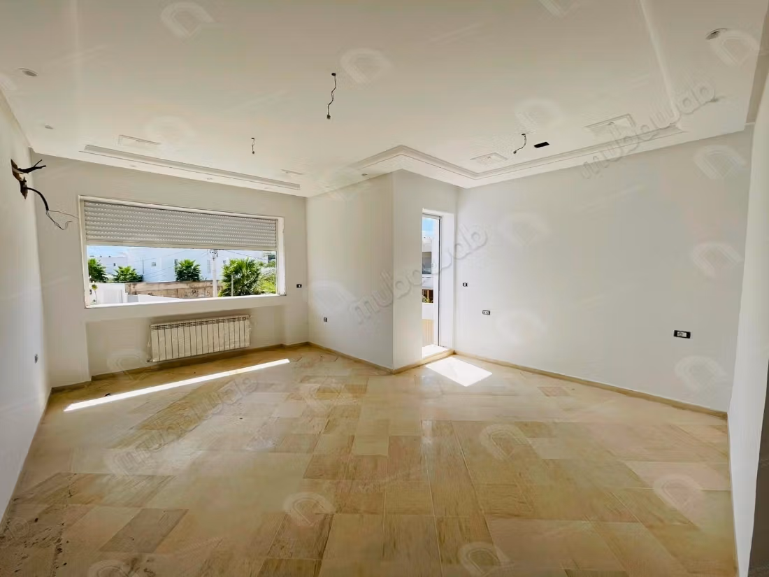 Villa en s5 à vendre à chotrana 3