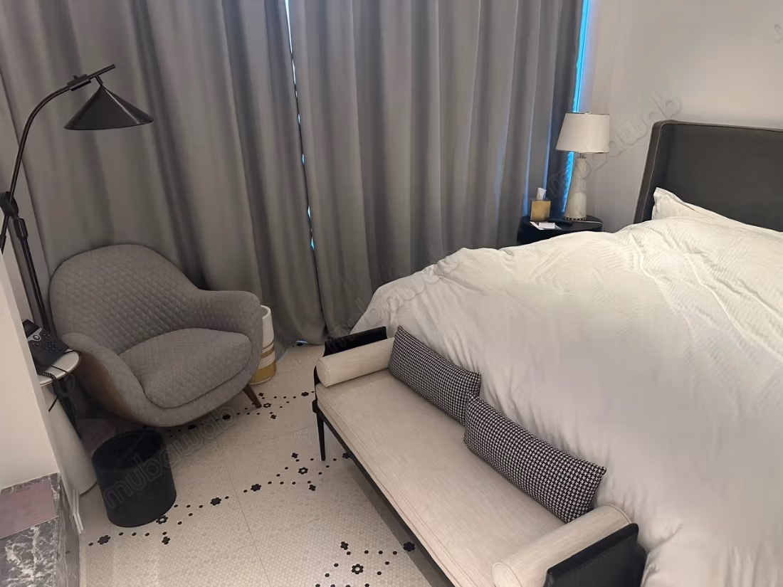 Luxurious apartment at Fairmont Residences