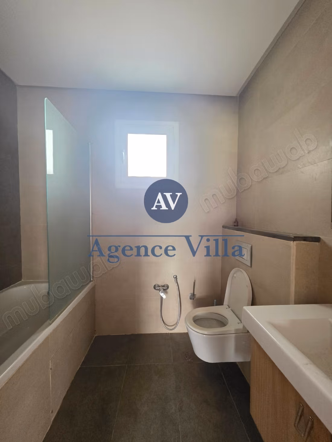 A louer un appartement s3 aux jardins de Carthage