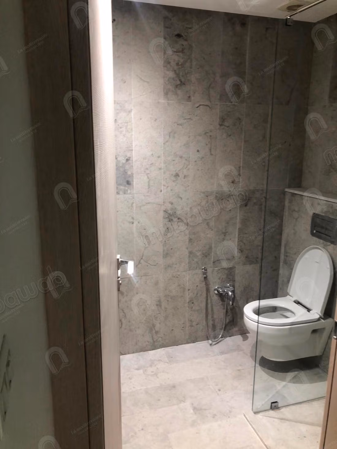For rent Office H2 in Jardin El Menzah 2