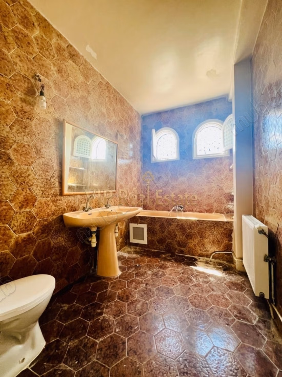 À louer un duplex S2 Avec jardin à La Marsa