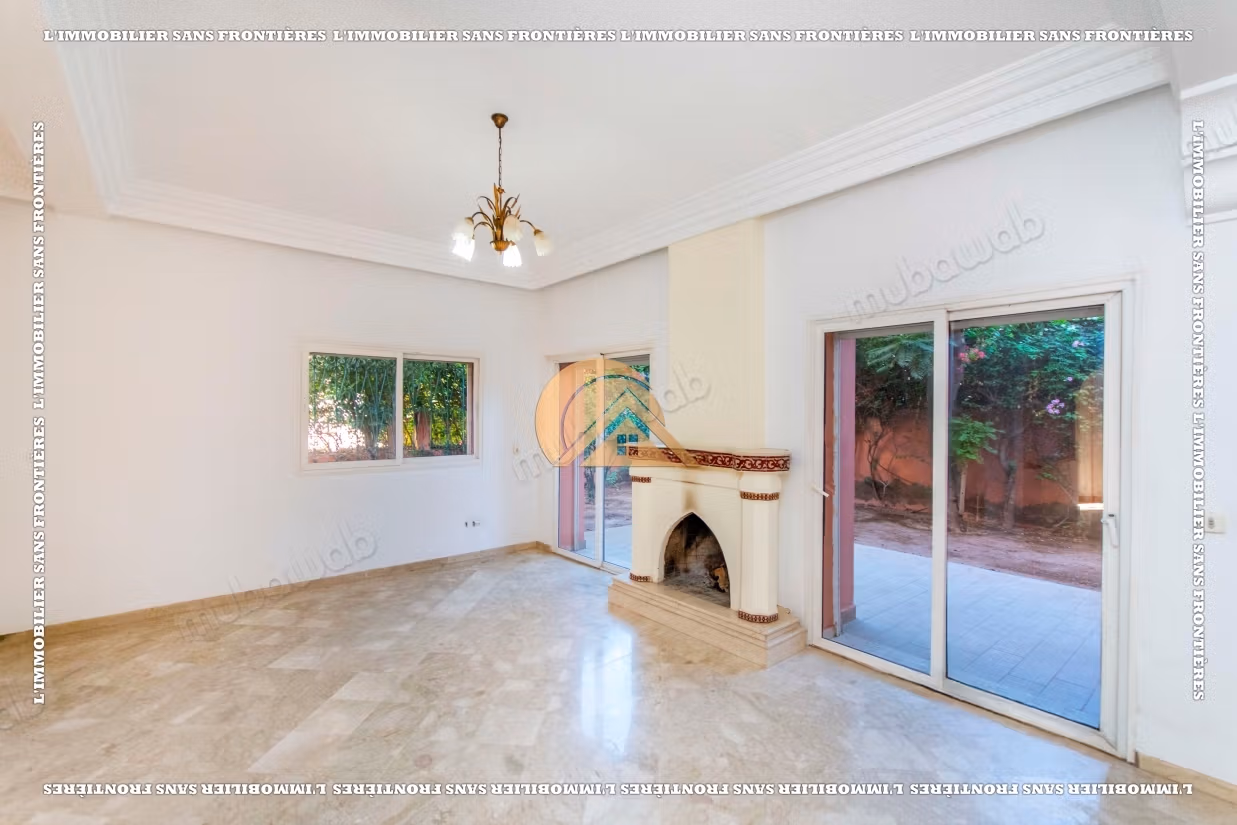 Empty villa for rent in Targa, Marrakech – Shared pool – 240 m² living space