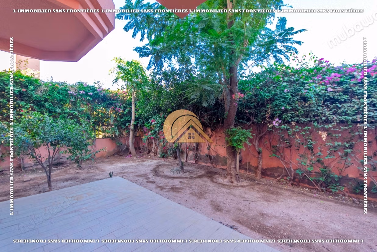 Empty villa for rent in Targa, Marrakech – Shared pool – 240 m² living space