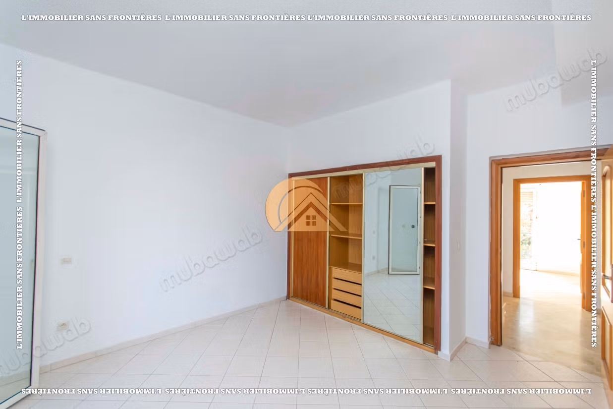 Empty villa for rent in Targa, Marrakech – Shared pool – 240 m² living space