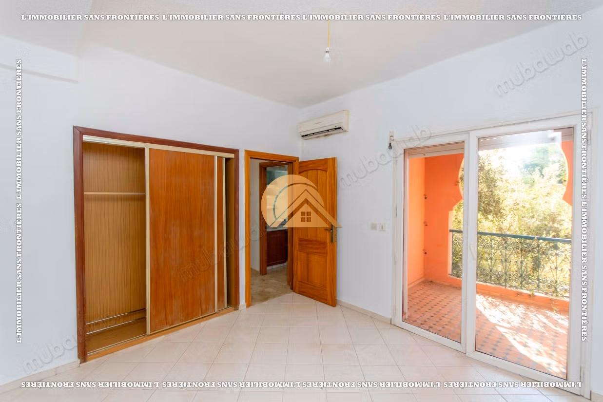Empty villa for rent in Targa, Marrakech – Shared pool – 240 m² living space