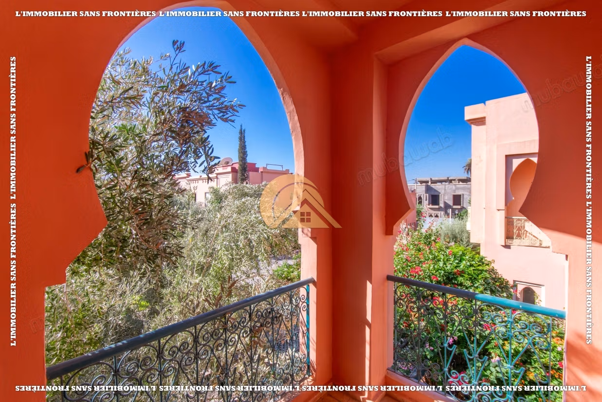 Empty villa for rent in Targa, Marrakech – Shared pool – 240 m² living space