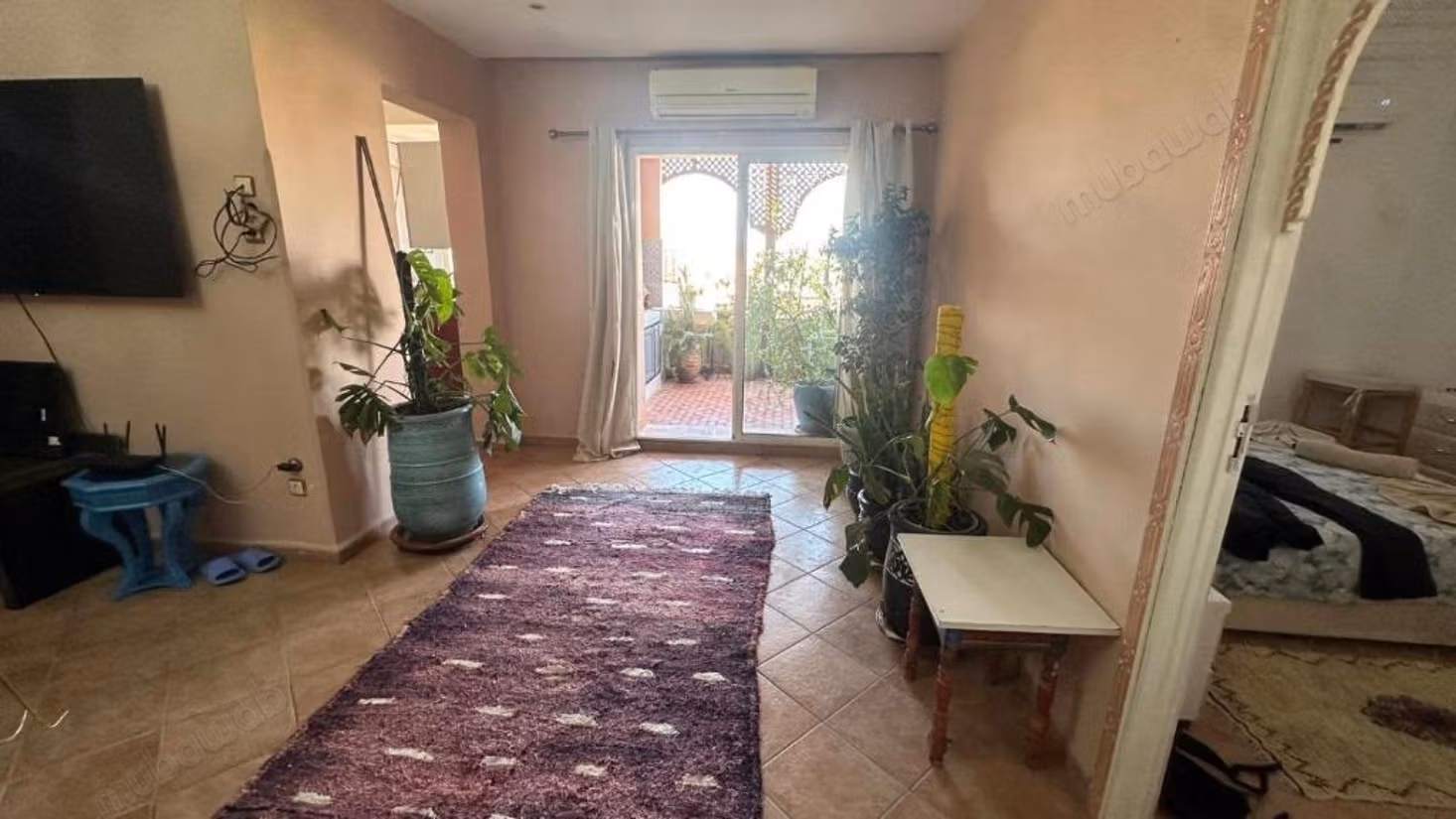 Rare à Guéliz – Appartement Entièrement Rénové avec Piscine & Parking