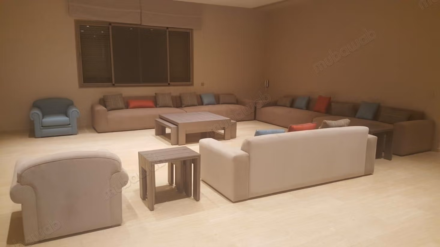Granja moderna y villa privada en venta en Benslimane