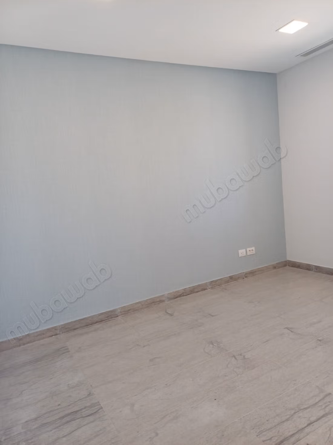 Spacious H4 office at Lac 3 for rent