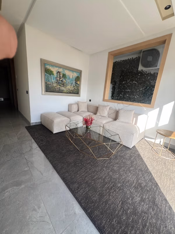 Appartement meublé à louer – Plein Sud