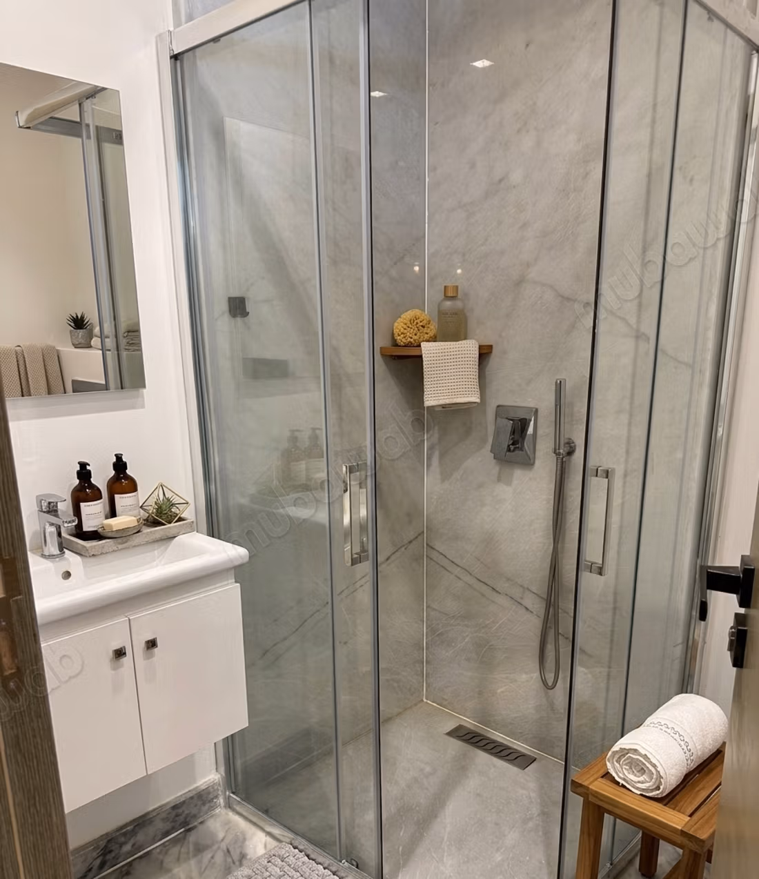Exclusivity: Rooftop Pool, Unique City & Sea View