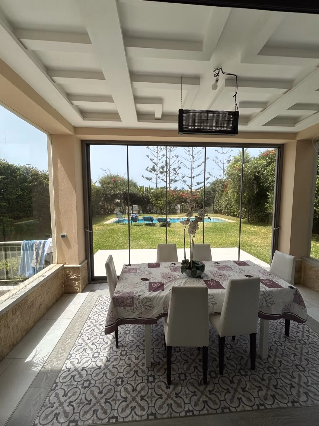Magnificent semi-furnished villa for rent in Darbouazza