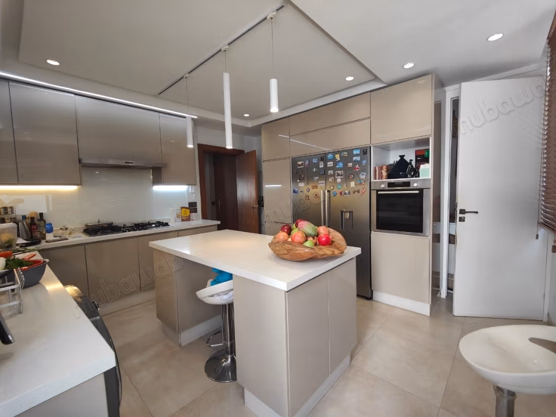 Luxe Appartement te Koop in RACINE
