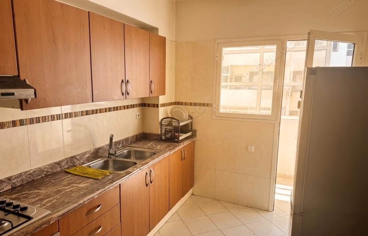 3 bedroom apartment with pool