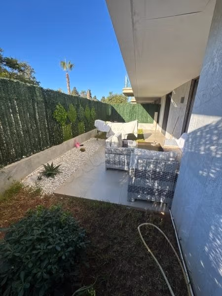 Superbo appartamento in affitto a Souissi. Superficie totale 88 m². Ben arredato