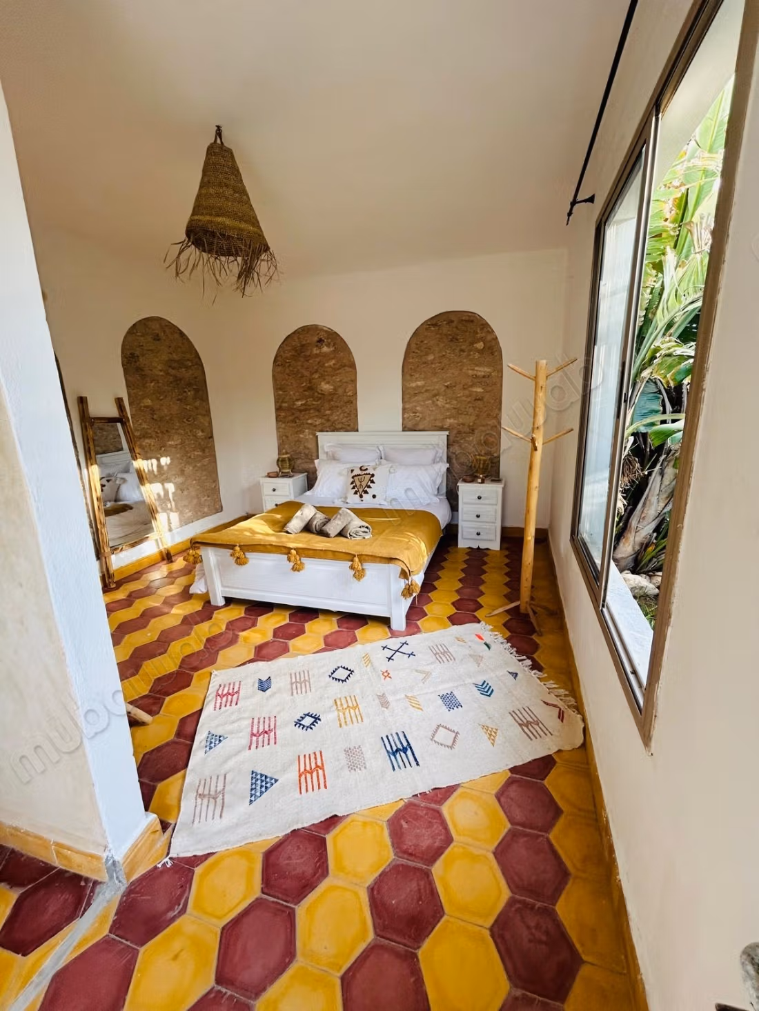 Luxe villa te huur in Ghazoua. 7 kamers. Gemeubileerd