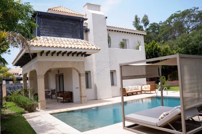 High-end villa for sale in Star Hill. 3 bedrooms. Furnished