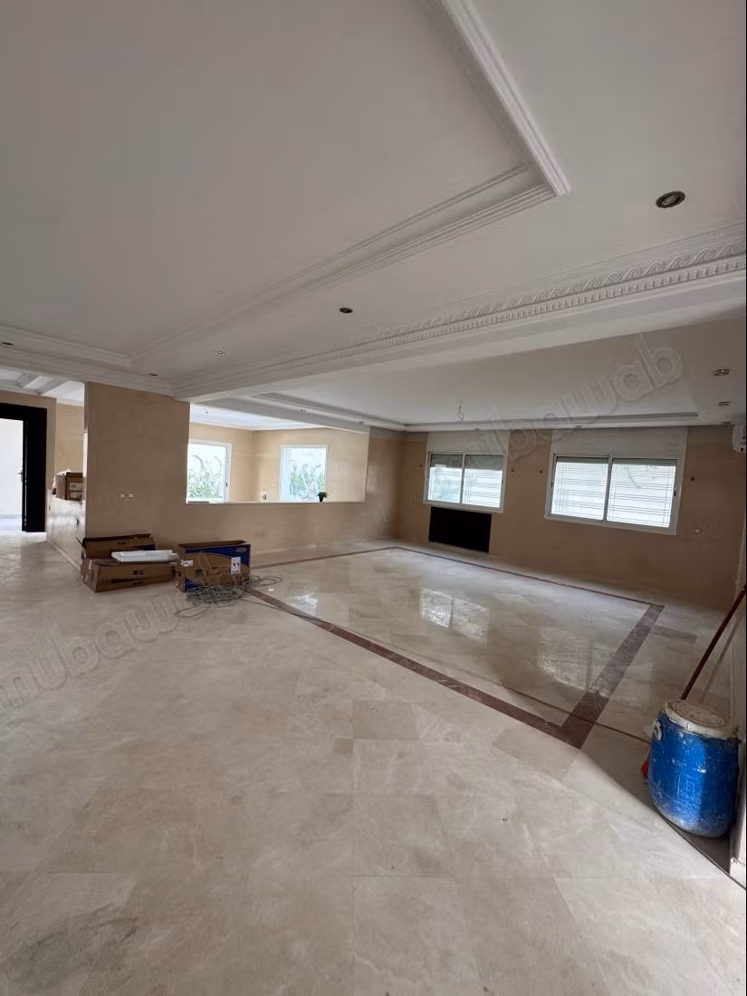 Villa di lusso in affitto a Riyad. 5 camere. Parabola e porta blindata