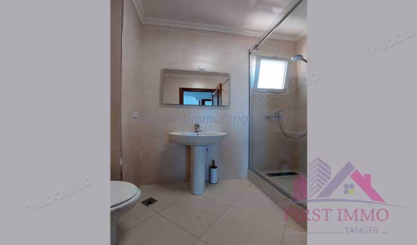 Empty Apartment for Rent with Sea View