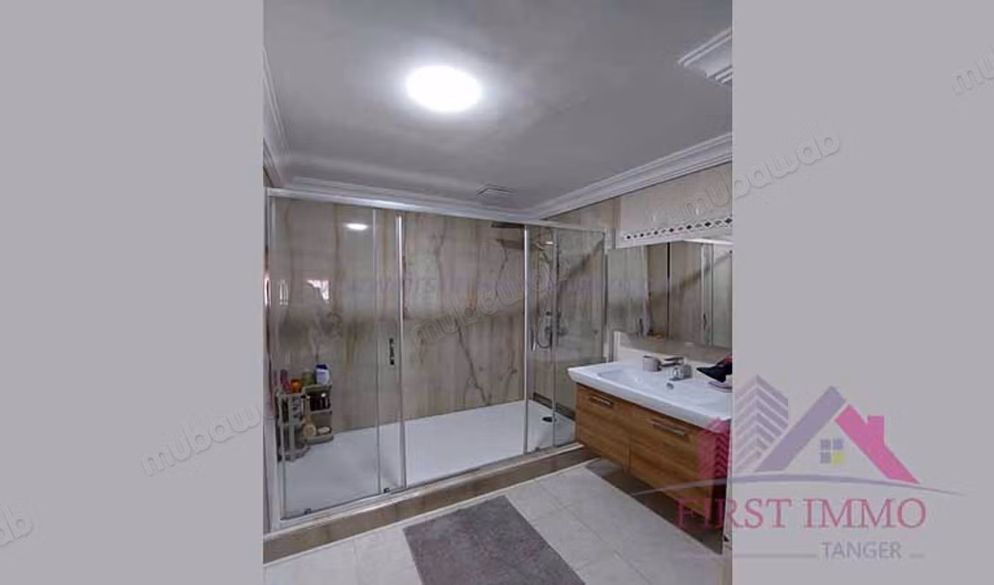 Moderne Gemeubileerde Appartement Te Huur in Malabata