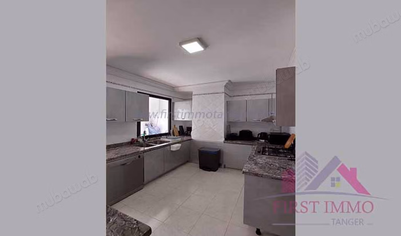 Moderne Gemeubileerde Appartement Te Huur in Malabata