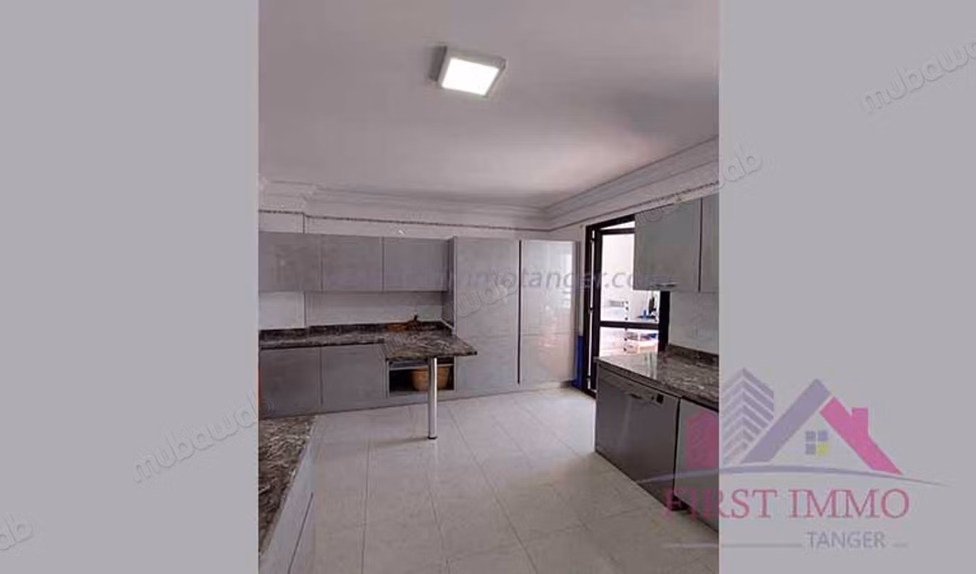 Moderne Gemeubileerde Appartement Te Huur in Malabata