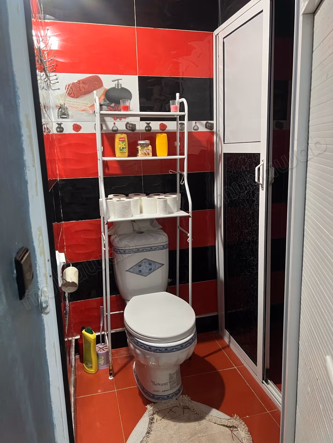 Superbo appartamento in affitto a Tifelt. 1 bella camera da letto. Arredato
