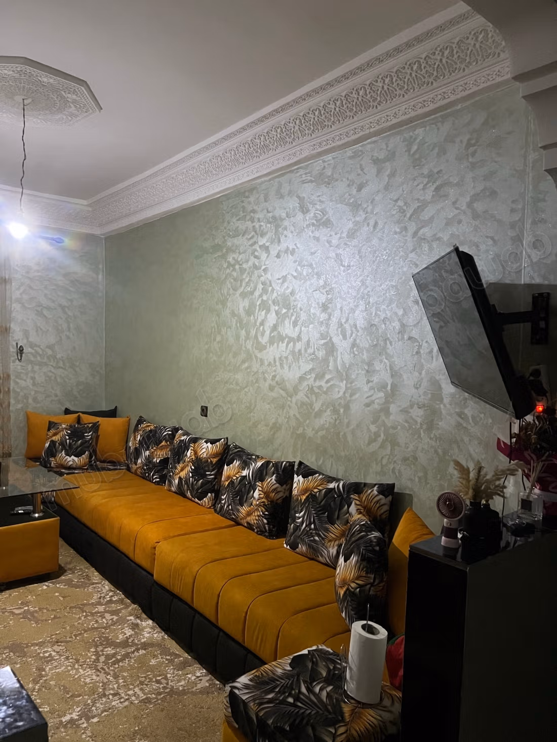 Superbo appartamento in affitto a Tifelt. 1 bella camera da letto. Arredato