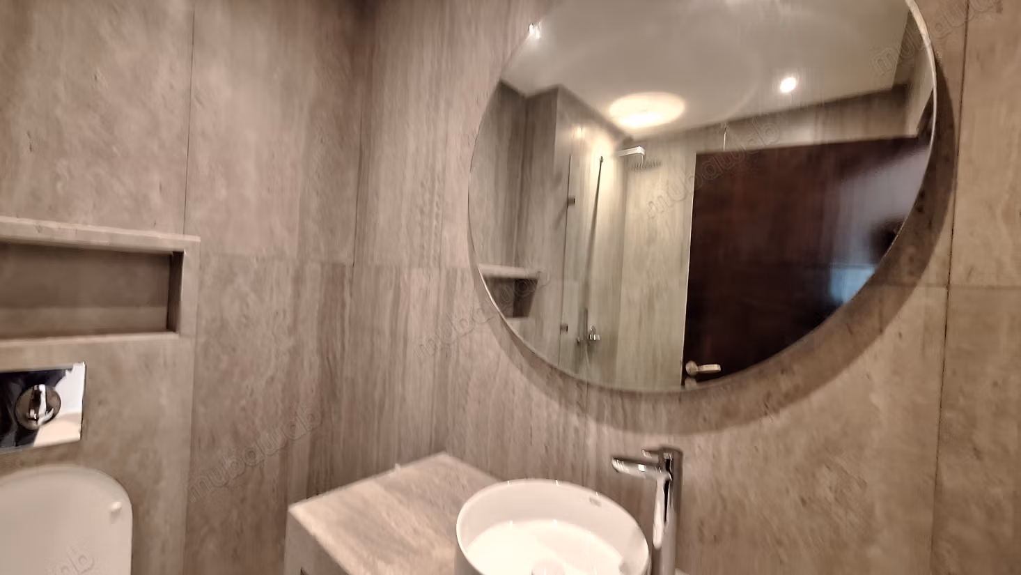 Affitto di un appartamento a Gauthier. Superficie 56 m². Posti auto e terrazza