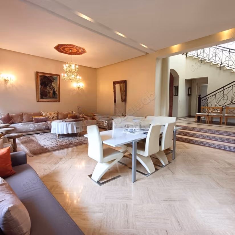 Magnifica villa in affitto a Sidi Maarouf vuota senza mobili