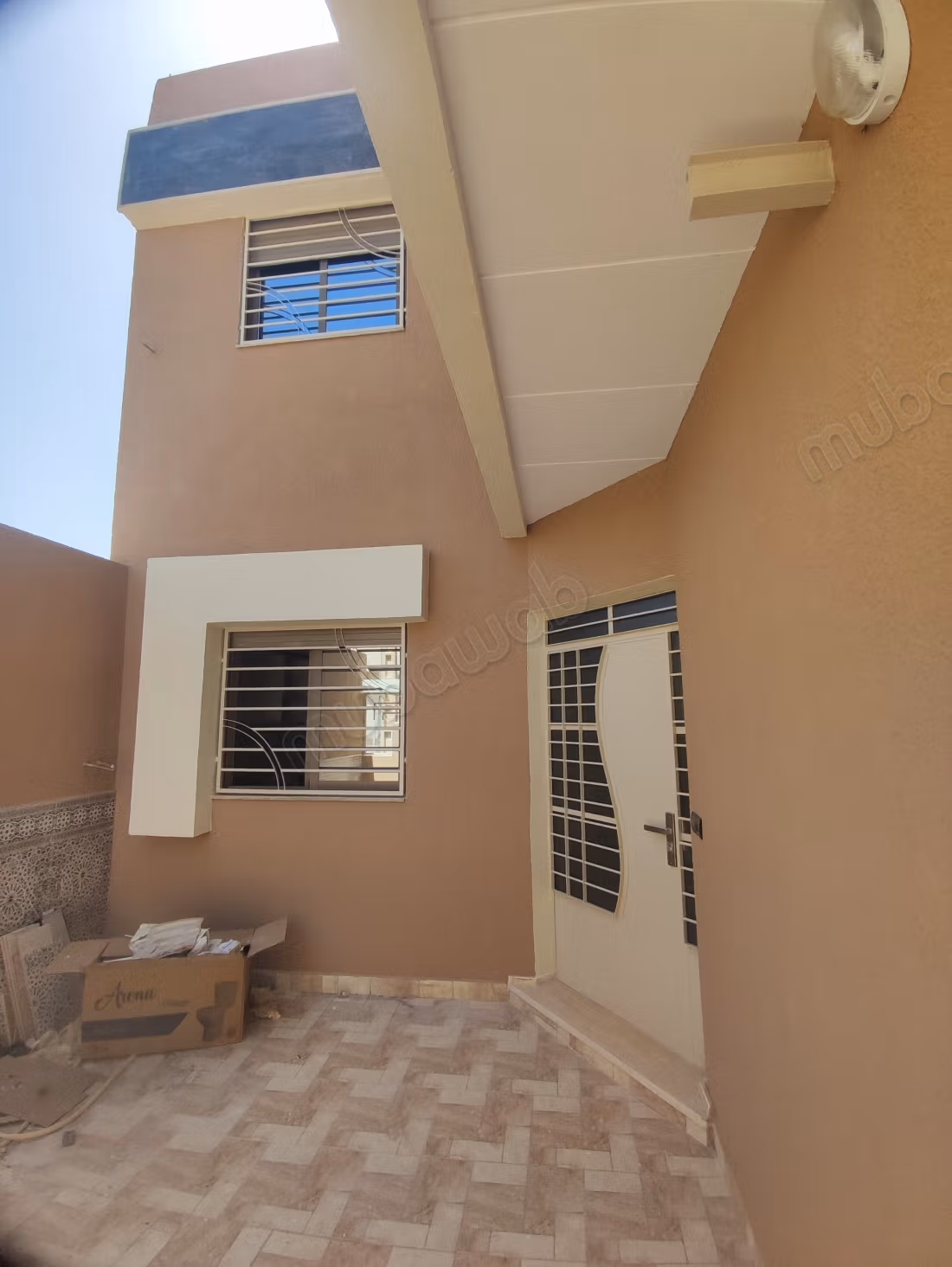 Low-cost house