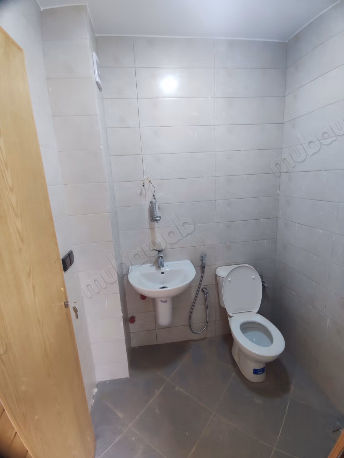 Low-cost house