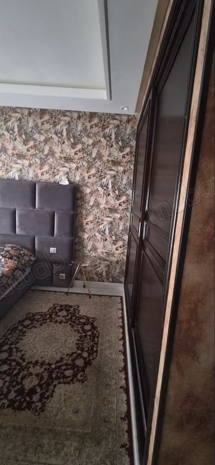 Sell apartment in Maârif. Area 188 m². Moroccan living room, security