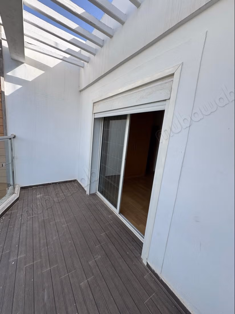 Location villa de haut standing à Riyad. 4 chambres agréables. Bien meublé