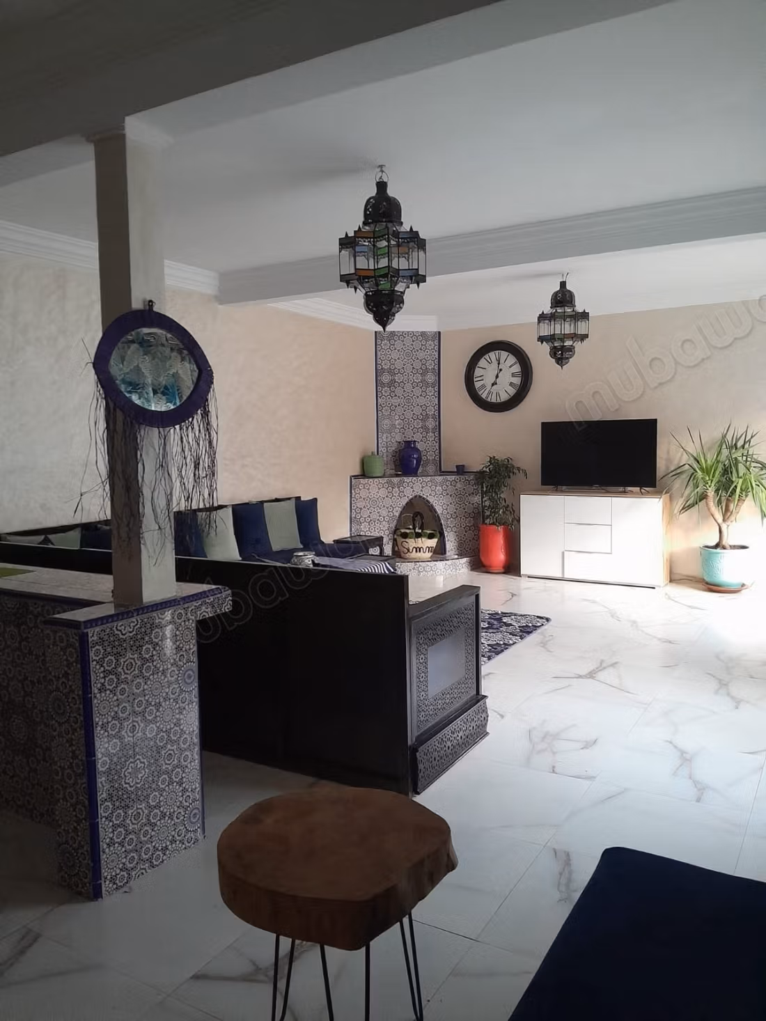 Villa te koop, 690 vierkante meter, prijs 100.000 dirham