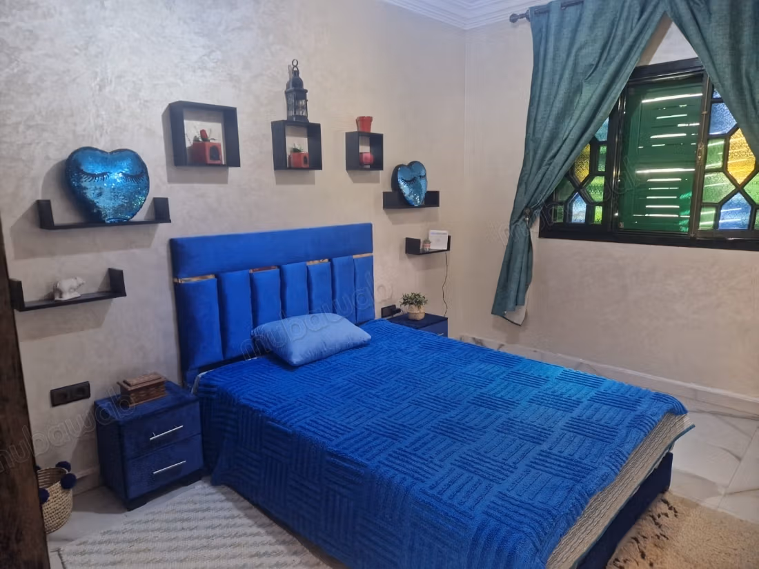 Villa te koop, 690 vierkante meter, prijs 100.000 dirham