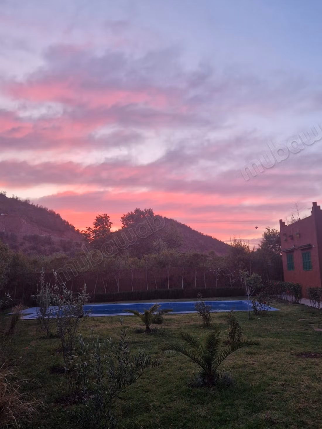 Villa te koop, 690 vierkante meter, prijs 100.000 dirham