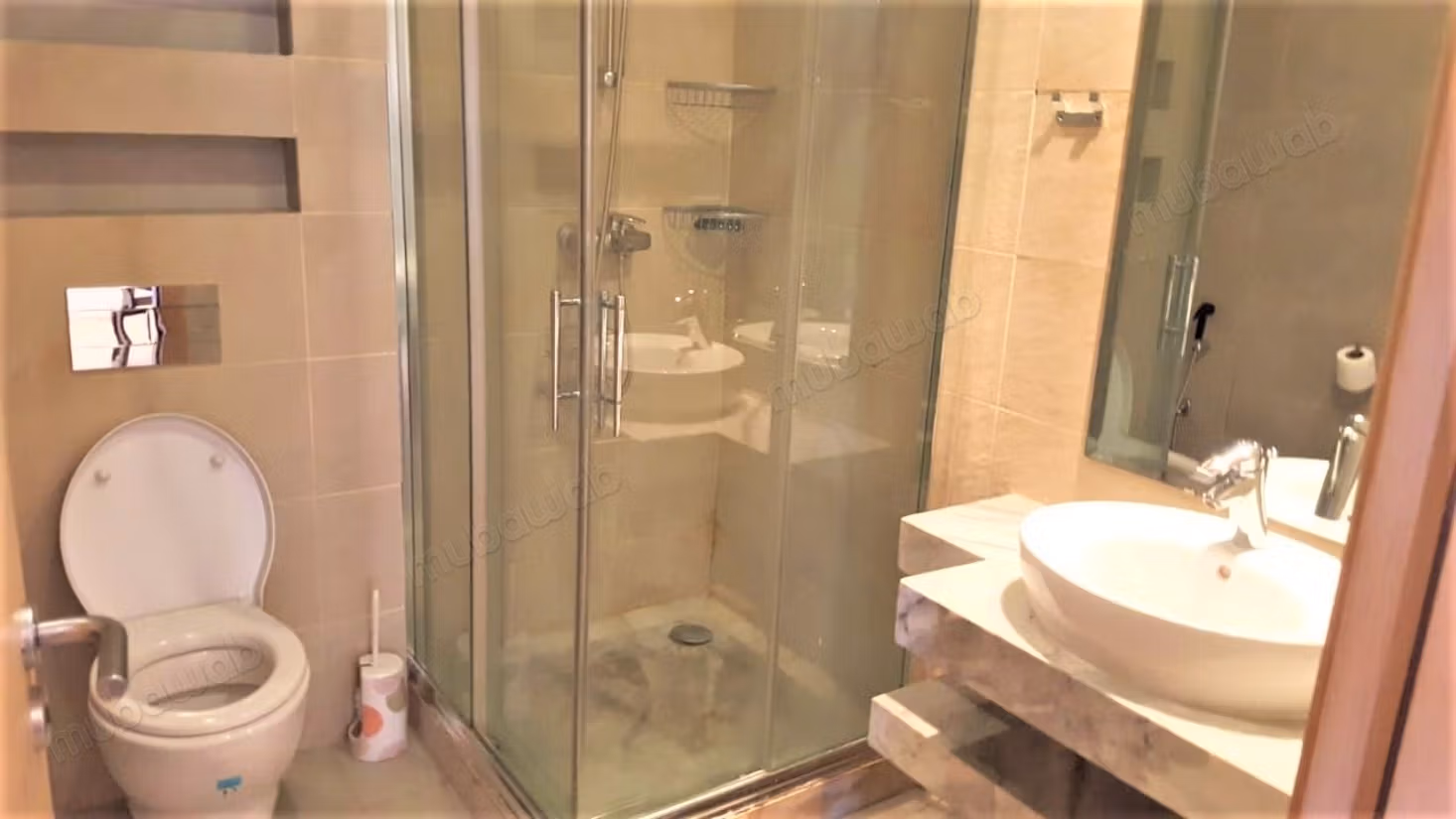 Magnifico Appartamento Arredato con 3 Camere e Piscina