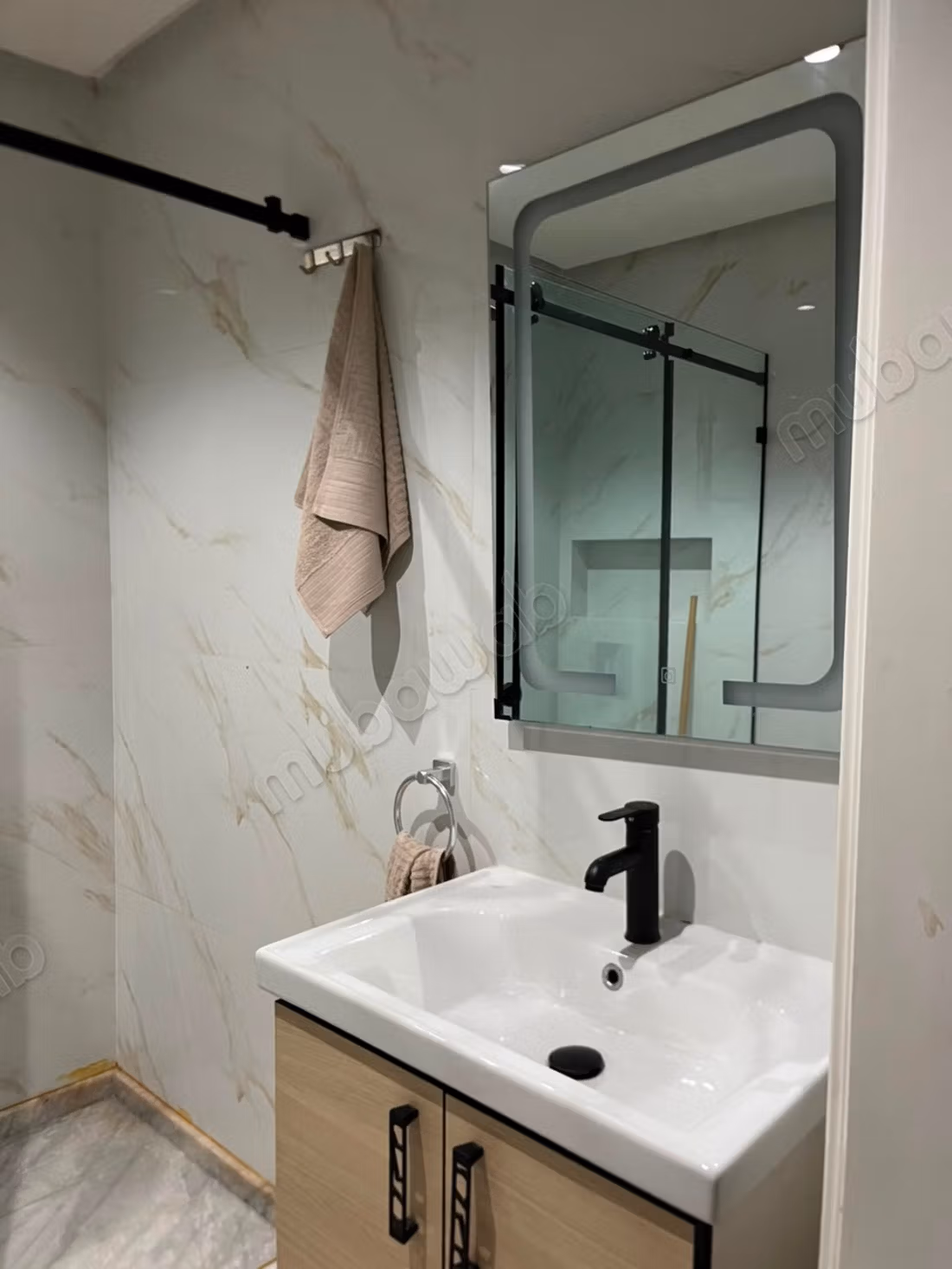 Bellissimo appartamento in vendita a Martil. Area 120 m². Arredato