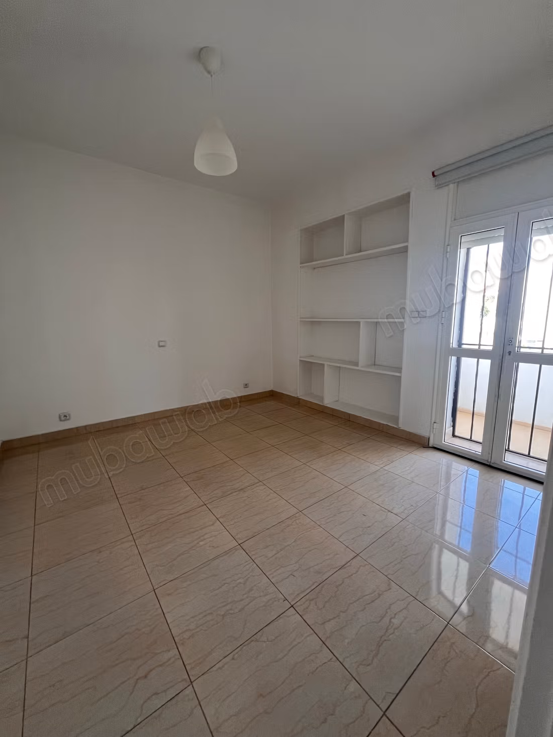 Magnifique villa à louer à Aindiab 
Vide