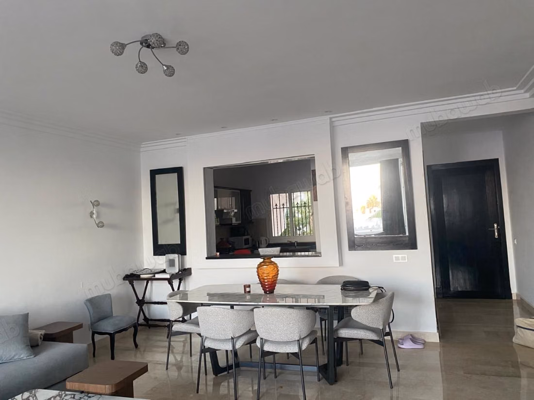 Magnifico appartamento con 2 camere da letto in affitto con vista mare a Marina Blanca