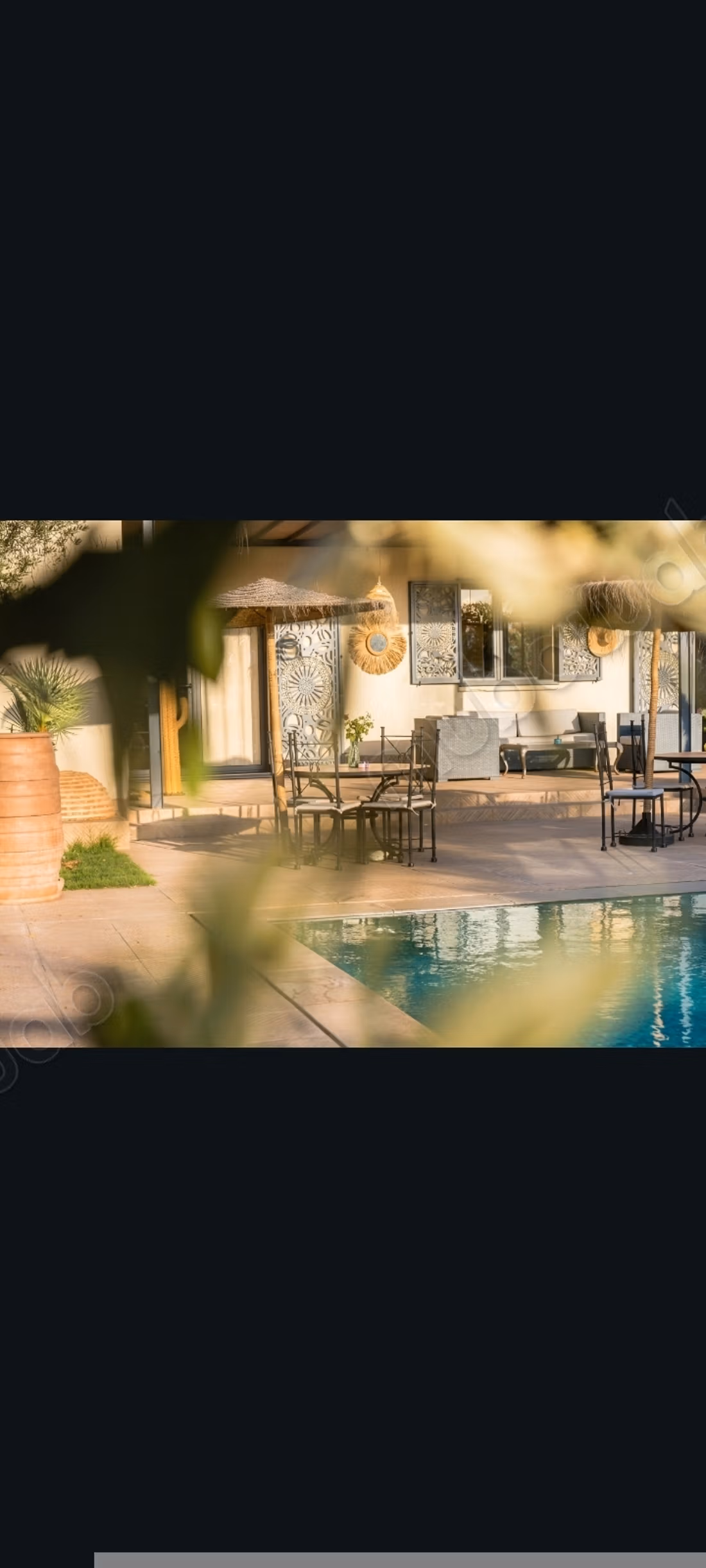 Magnifica villa in vendita in Route de Fez. Superficie 450 m². Arredato
