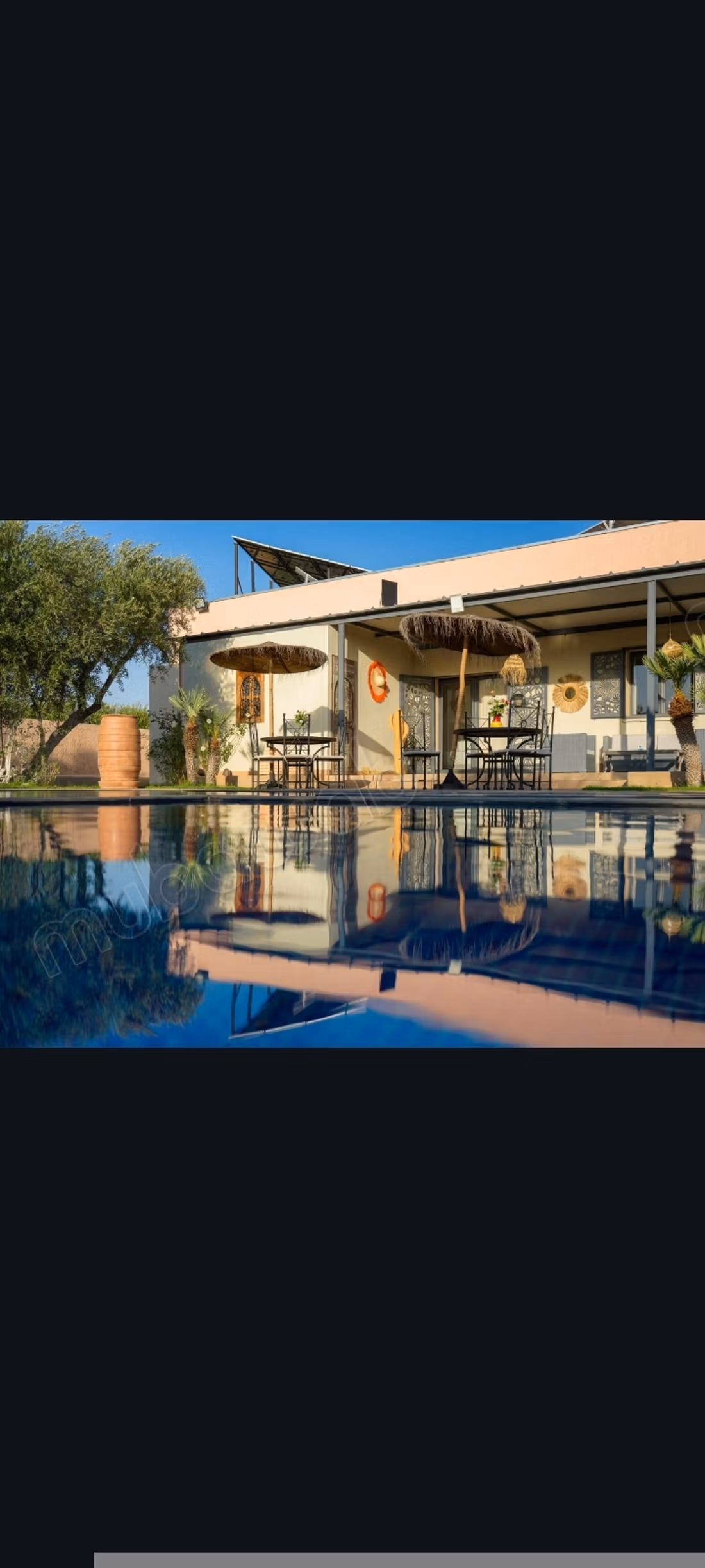 Magnifica villa in vendita in Route de Fez. Superficie 450 m². Arredato